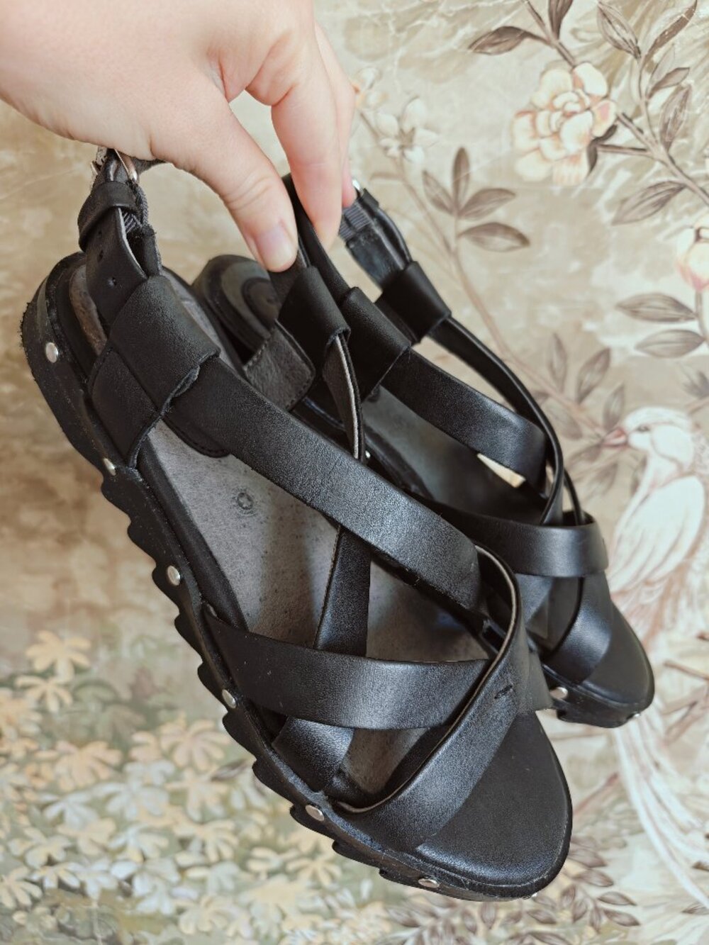 Bussola Black Leather Strappy Lug Sole Comfort Sandals EU 38